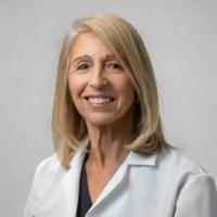 Ainat Beniaminovitz, MD Profile Headshot