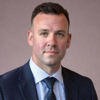 Portrait image of Dr. Robert Zilinyi